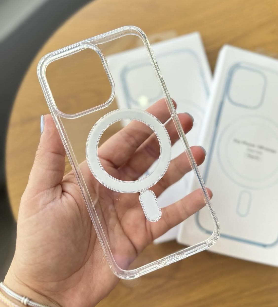 Official Clear PC Mgsafe case with IC notifications